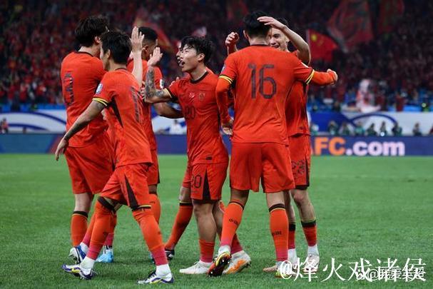 前国脚谈国足青训差距：两大环节落后，日本优势明显，自媒体成关键因素