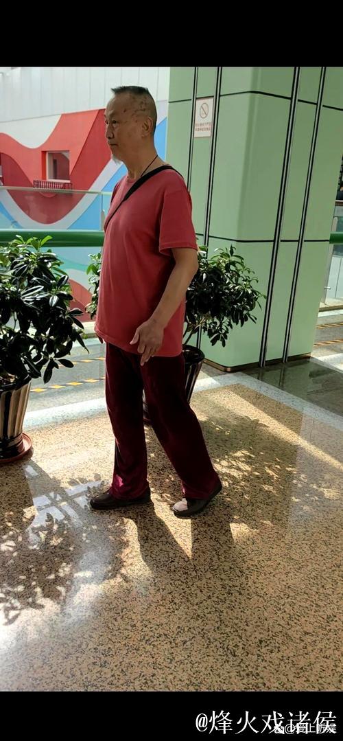 波尔津吉斯因病暂歇两周，后续将接受详细检查