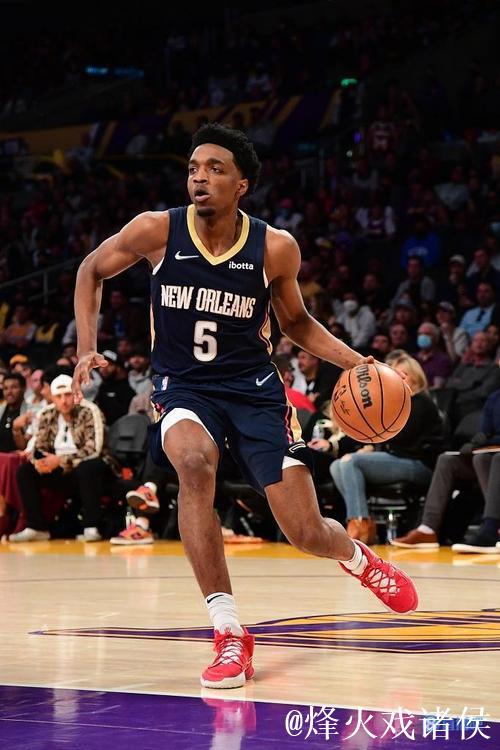 鹈鹕主场乌龙！球迷高呼赫伯特-琼斯已是湖人队员